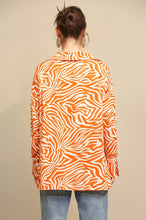 Load image into Gallery viewer, Oversized Zebra Print Button Up
