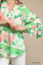 Load image into Gallery viewer, Floral Split Sleeve Blouse
