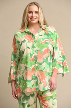 Load image into Gallery viewer, *EXTENDED SIZES*  Floral Split Sleeve Blouse
